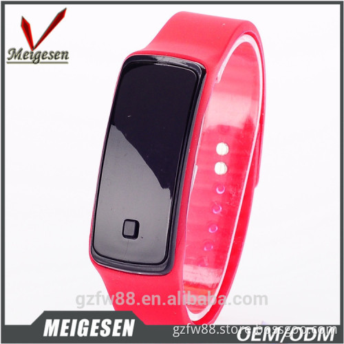 Manufacturer Customized LOGO LED Digital Rubber Bracelet Watch